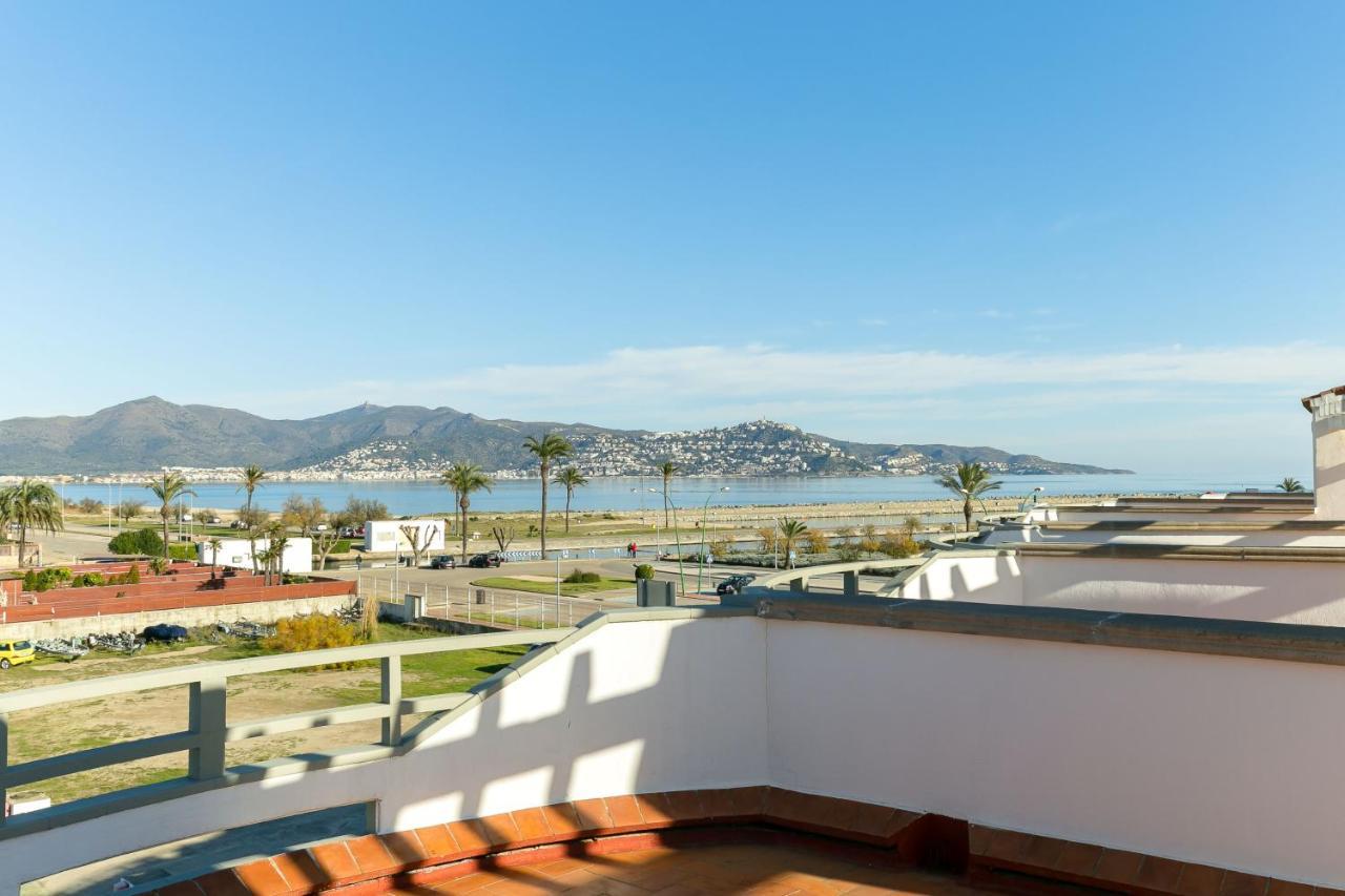 Cargols De Mar Villa Empuriabrava Exterior photo