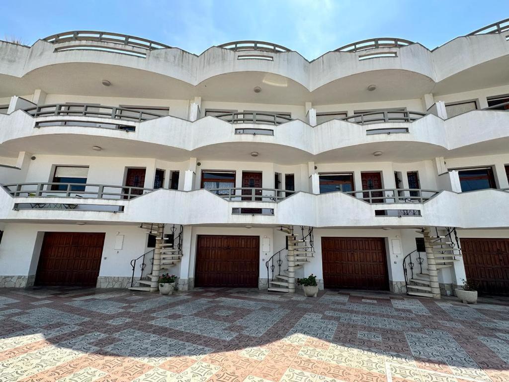 Cargols De Mar Villa Empuriabrava Exterior photo