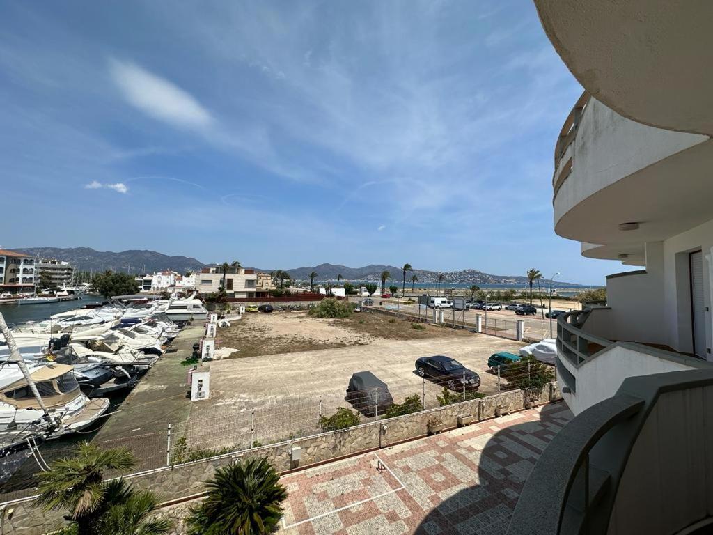 Cargols De Mar Villa Empuriabrava Exterior photo