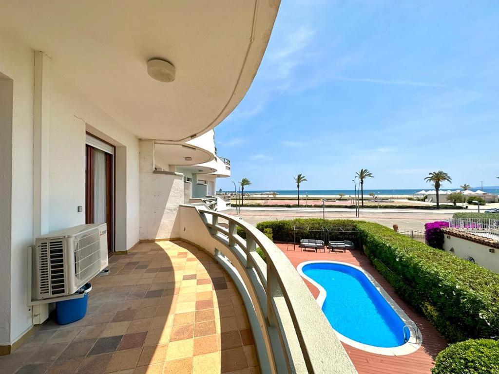 Cargols De Mar Villa Empuriabrava Exterior photo