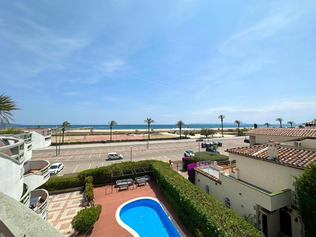 Cargols De Mar Villa Empuriabrava Exterior photo